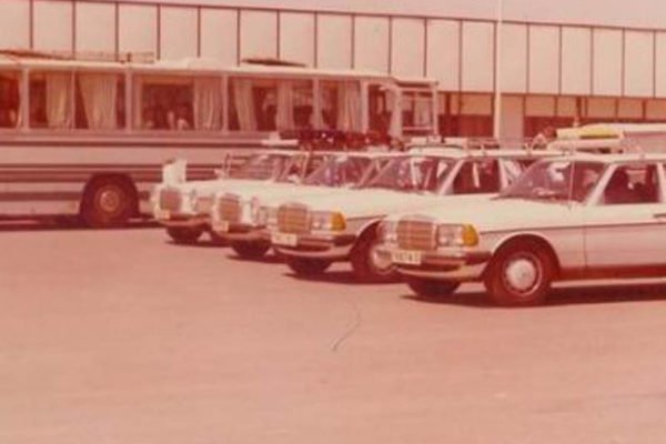 Δεκαετία του ’80. Ταξί στο Αεροδρόμιο Λάρνακας