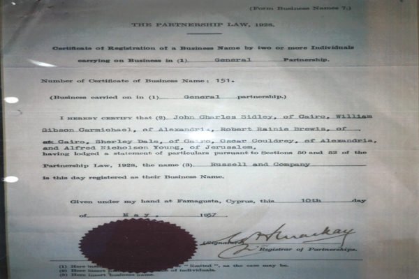 Το πιστοποιητικό εγγραφής της Russel & Co, της πρώτης εταιρείας λογιστικών υπηρεσιών στο νησί, το 1937.
