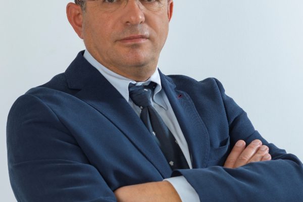 Ο Χριστάκης Χαραλάμπους, πρόεδρος του Ομίλου Domenica.